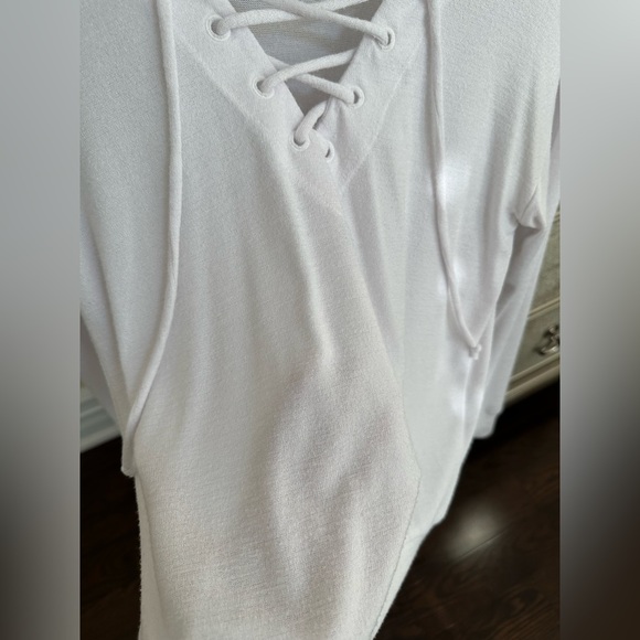 𝅺Aritzia Wilfred Top - Picture 5 of 5